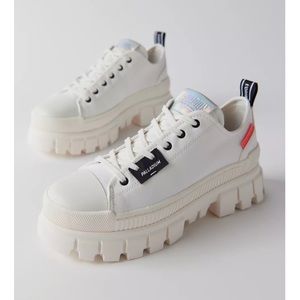 Palladium Women’s ‘Revolt LO TX’ Boots - Star White
